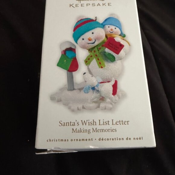 Hallmark Santa's Wishlist Letter - Picture 2 of 6